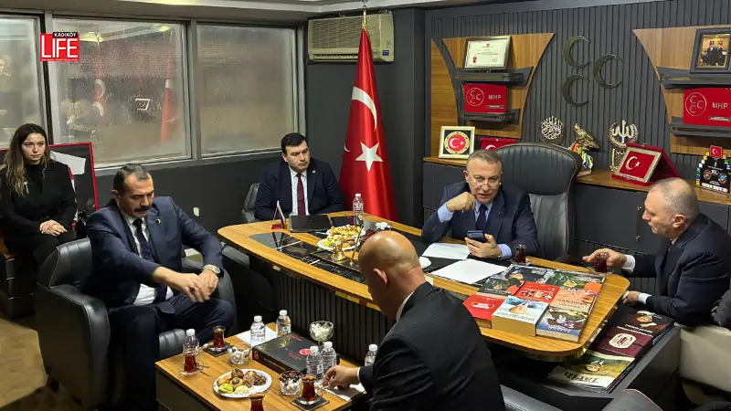 mhp-genel-baskan-yardimcisi-izzet-ulvi-yonter-8220hayirli-gunler-komsum